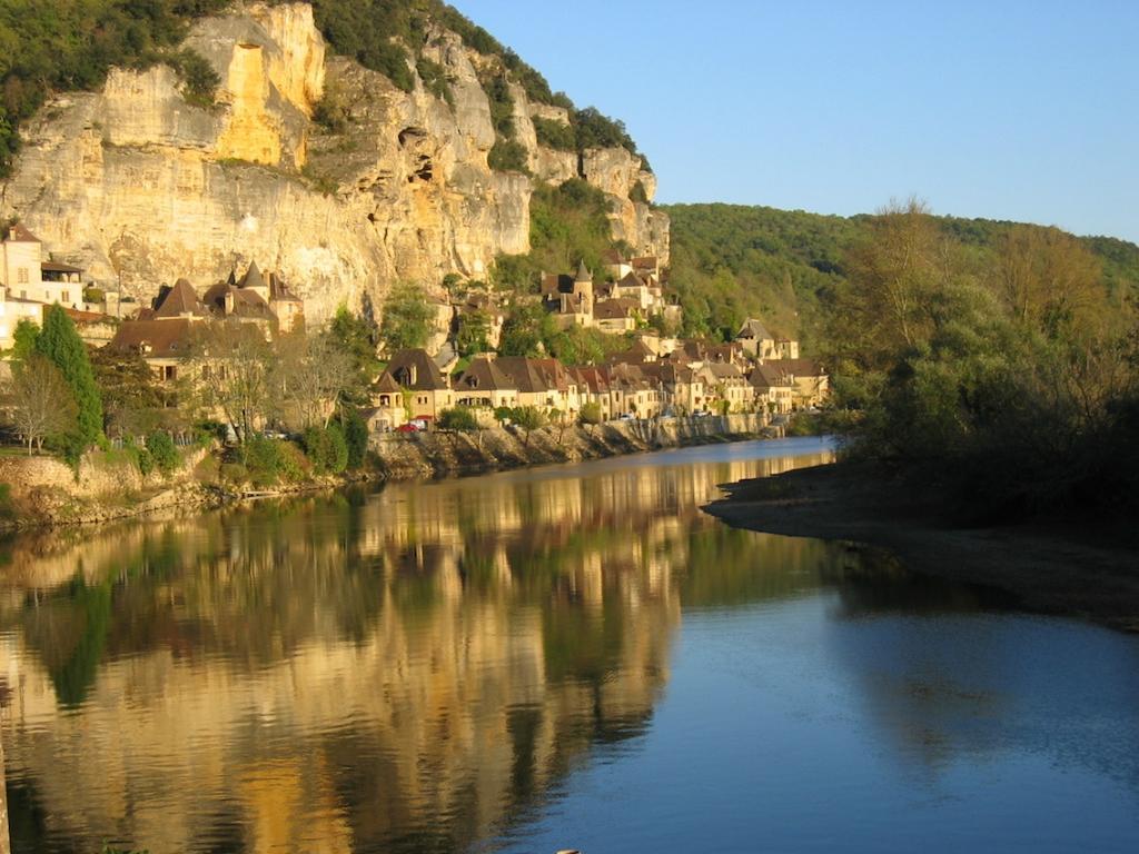 La Maison De Tari Vitrac  Exteriör bild